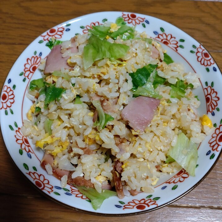 焼豚とレタスのチャーハン